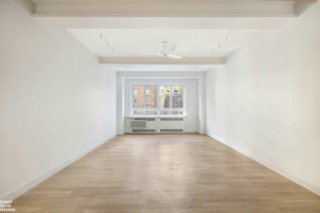 Condo For Sale In Manhattan, New York