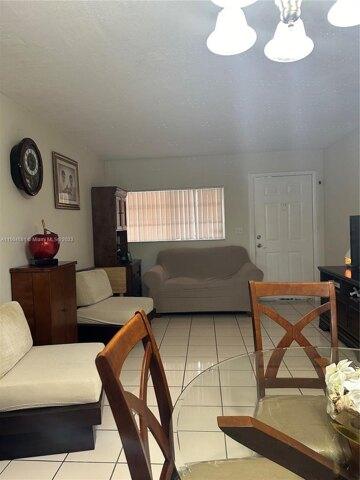 Condo For Sale In Hialeah, Florida