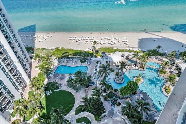 Condo For Sale In Sunny Isles Beach, Florida