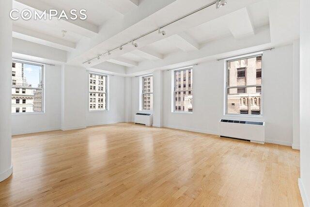 Condo For Sale In Manhattan, New York