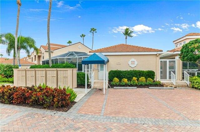 Condo For Sale In Naples, Florida
