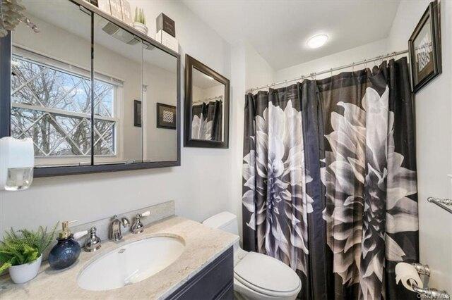 Condo For Sale In Clarkstown, New York