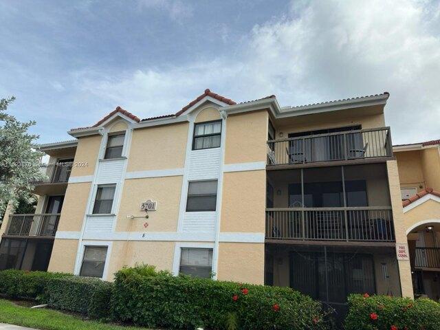 Condo For Sale In Coral Springs, Florida