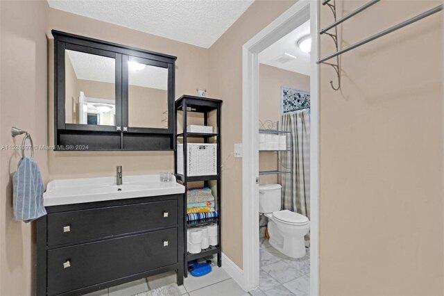 Condo For Sale In Hialeah, Florida