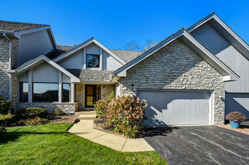 21 RODEO DR, Burr Ridge, IL 60527 Townhouse For Sale  MLS# 11958932