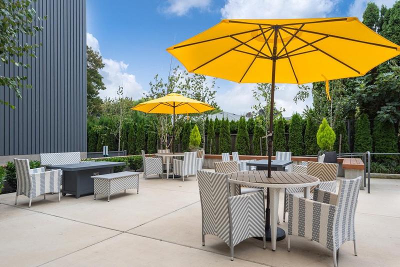 1x1 E. DEP  Hawthorne 31 Apartments for Sale