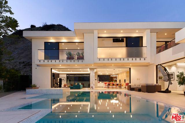 5107 Los Hermosos, Los Angeles CA 90027 for Sale