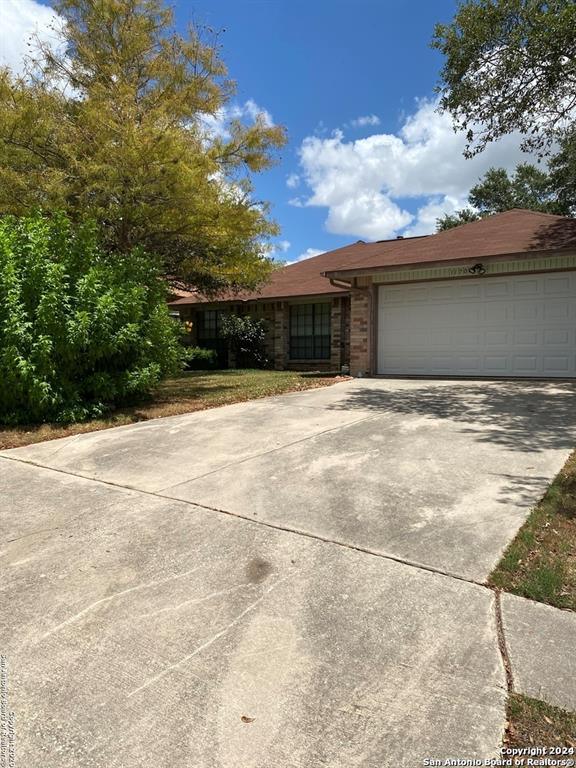 11704 FOREST HOLLOW, Live Oak, TX 78233-4361 for Rent