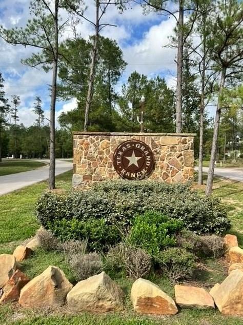 000 Texas Grand Rd, Huntsville, TX 77340 - MLS 19709752 for Sale