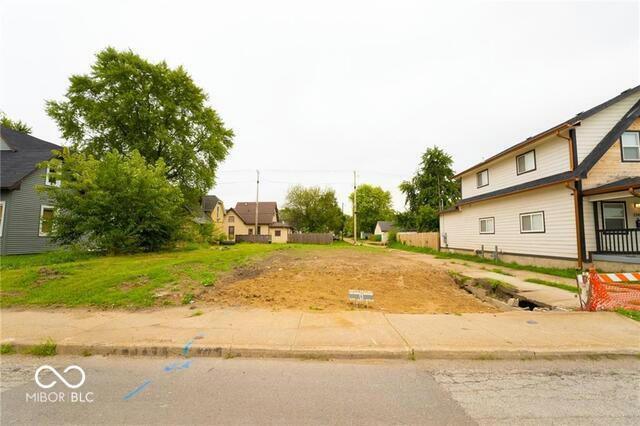 1741 S MERIDIAN ST, Indianapolis, IN 46225 Land For Sale  MLS# 21927499 for Rent