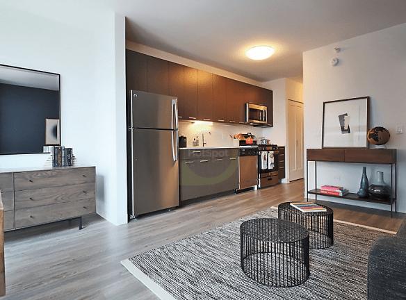 659 N Wells St Chicago, IL 60654 - Home For Rent