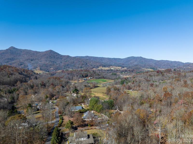 108 Wakulla Wy, Waynesville, NC 28785 - MLS 4081095 for Sale