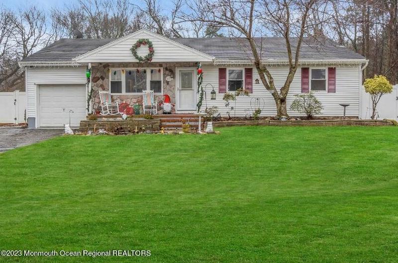 619 Clairmore Ave, Lanoka Harbor, NJ 08734 - MLS 22334514 for Sale