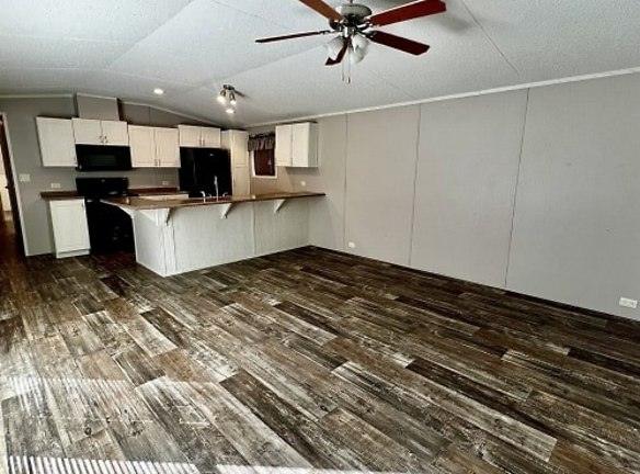 204 Sparrow Dr Troy, AL 36079 - Home For Rent