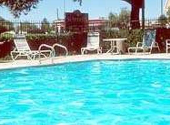 2870 S Decatur Blvd Las Vegas, NV - Apartments For Rent