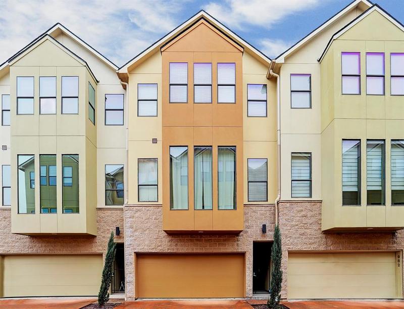 984 Patterson St, Houston, TX 77007 for Sale