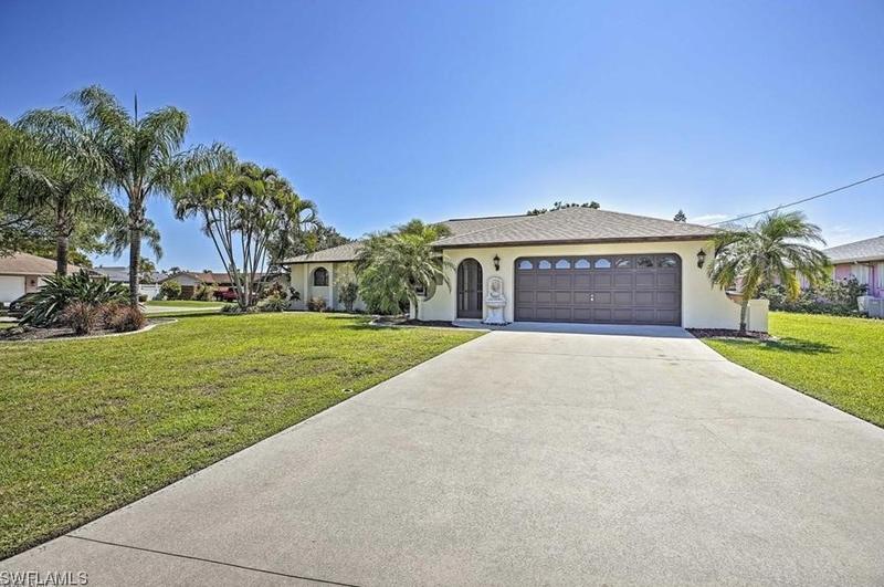 1903 SE 10th Pl, Cape Coral, FL 33990 - MLS 223051920 for Sale