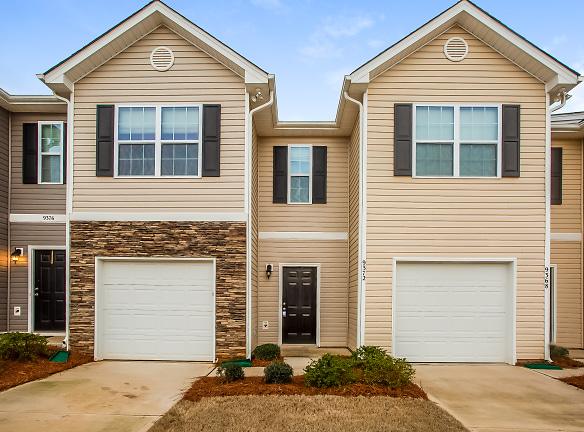 9372 Hamel St Charlotte, NC 28215 - Home For Rent
