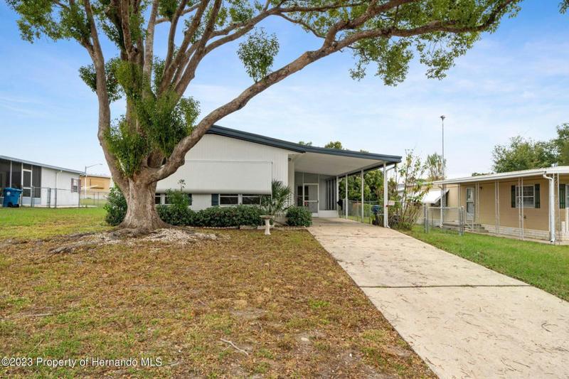 14421 MIRANNA ST, Brooksville, FL 34613 Manufactured Home For Sale  MLS# 2235451