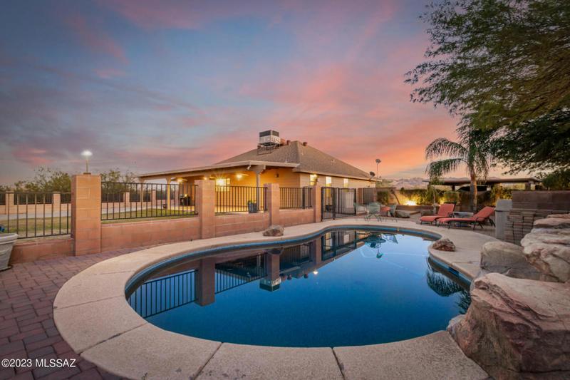 15750 S LANGLEY AVE, Sahuarita, AZ 85629 Single Family Residence For Sale  MLS# 22326444