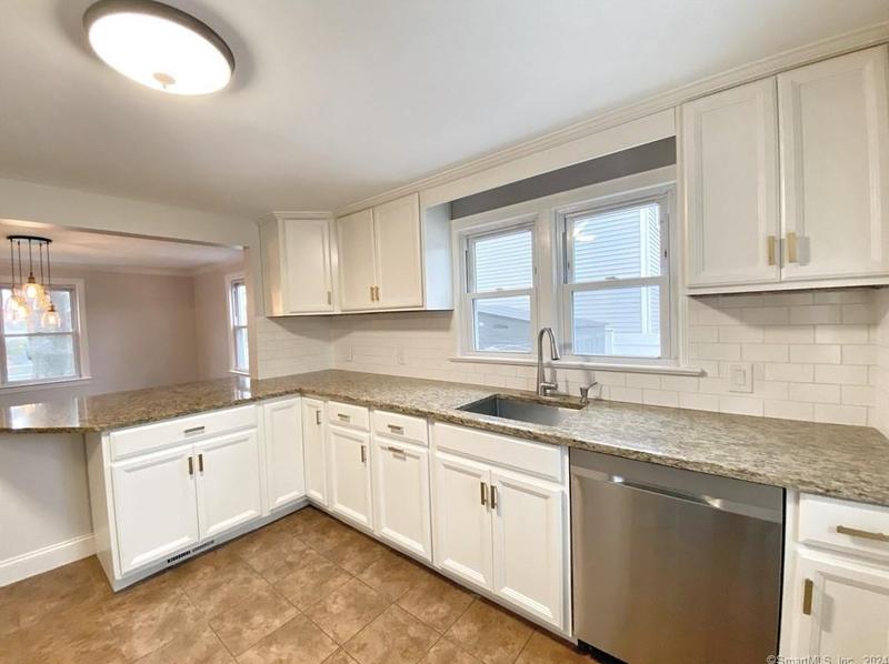 29 Newfield St, Norwalk, CT 06851 - MLS 170619311 for Sale