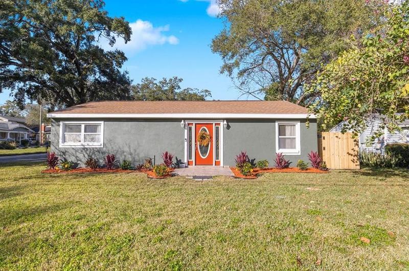 611 W Henry Ave, Tampa, FL 33604 - MLS T3498599 for Sale