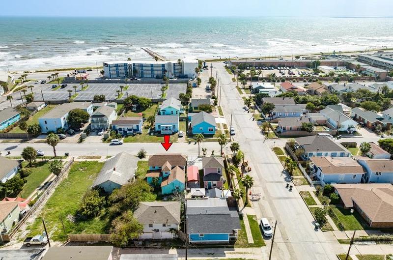 3624 Ave S 1/2 S #1/2, Galveston, TX 77550 - MLS 76252426 for Sale