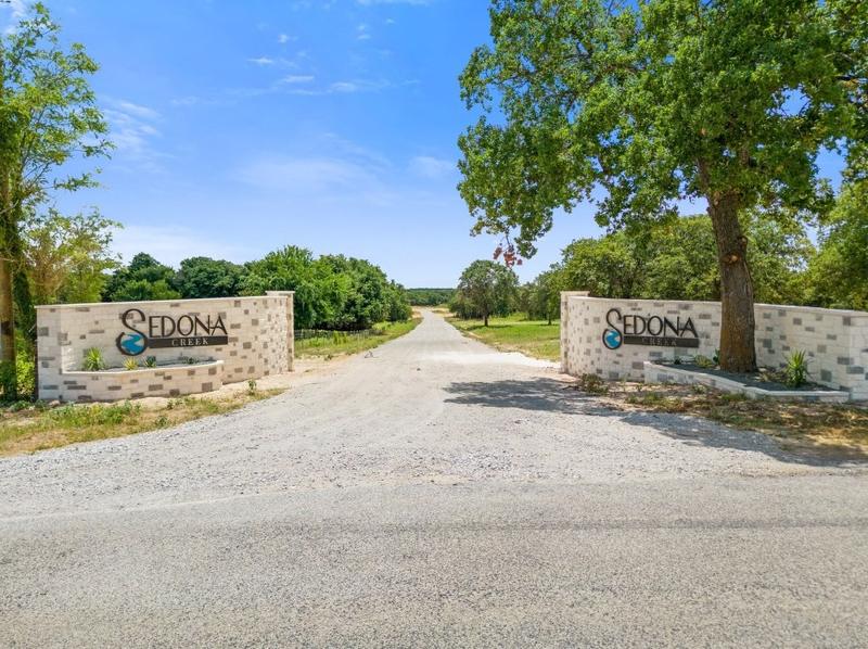 112 Sedona Creek Ct, Poolville, TX 76487 - MLS 20392189 for Sale