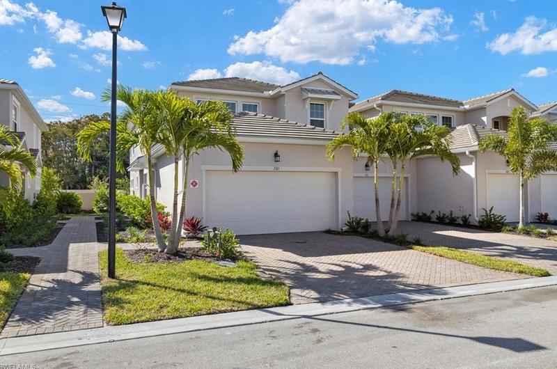 4664 Arboretum Cir Unit # Unit 101, Naples, FL 34120 - MLS 223054090 for Sale