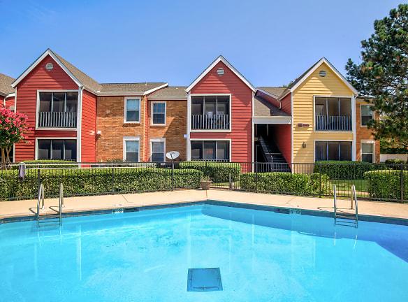 705 Ridgecrest Ct Norman, OK - Apartments For Rent