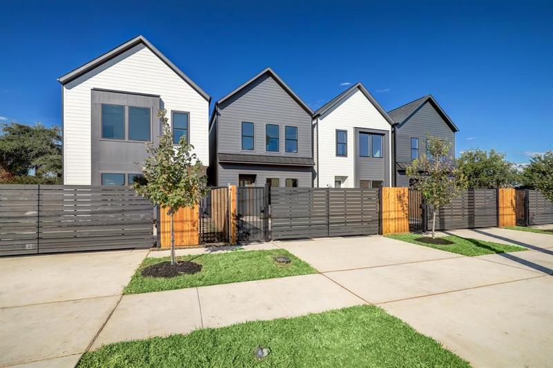 5213 Texas St, Houston, TX 77011 for Sale