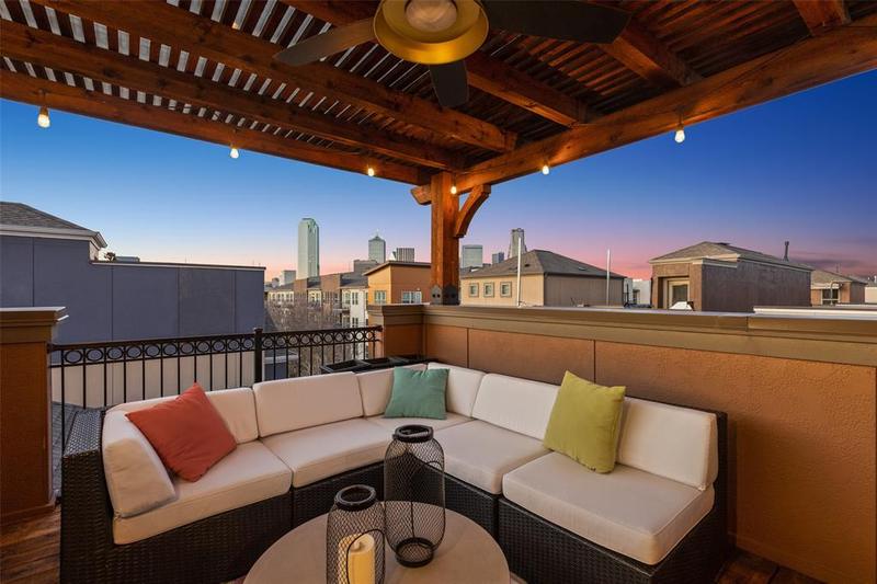 1338 Fitts Pl, Dallas, TX 75215 for Sale