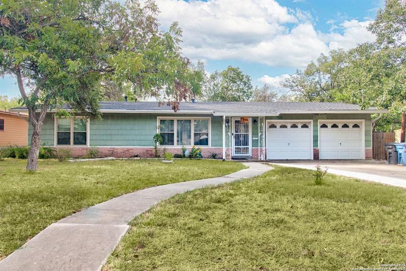 1022 El Monte Blvd, San Antonio, TX 78201 for Sale