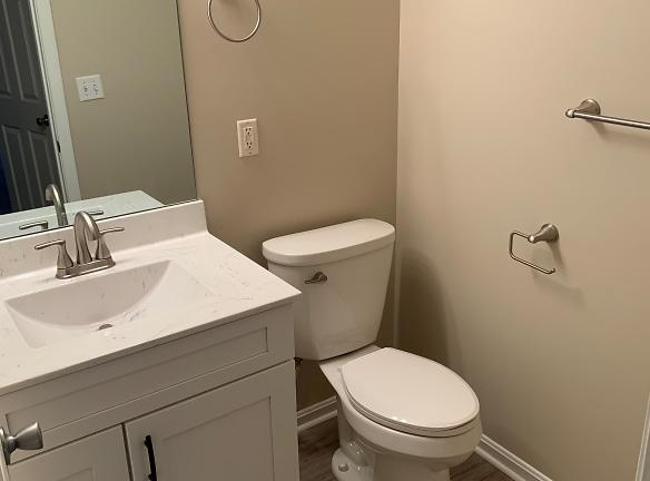 Waterford Place Apartments For Rent - Elizabethtown, KY
