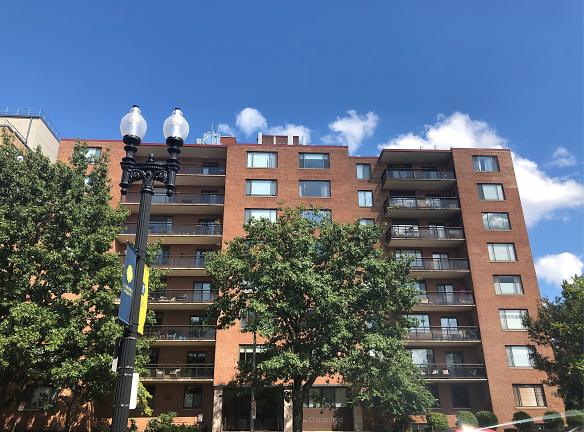 The Chesterfeild Apartments Washington, DC - Apartments For Rent