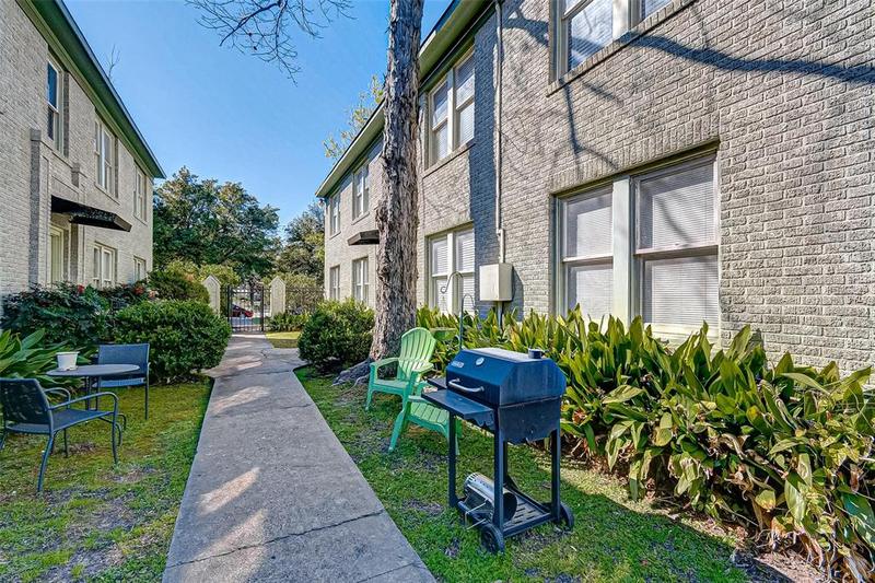 1024 Heights Blvd #2, Houston, TX 77008 for Rent