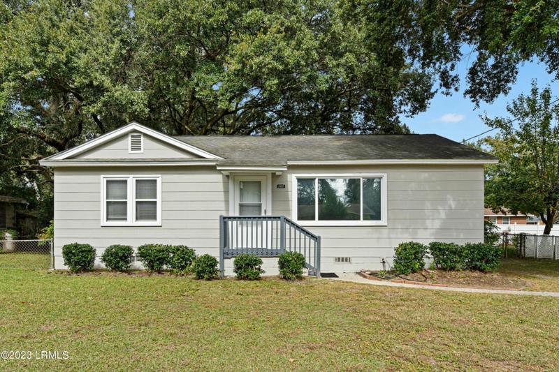 2807 2ND ST, Beaufort, SC 29902 Single Family Residence For Sale  MLS# 182751