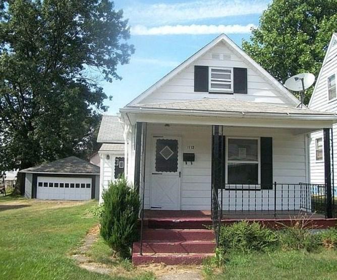 1112 Webster St, Farrell, PA 16121 - MLS 1619313 for Sale