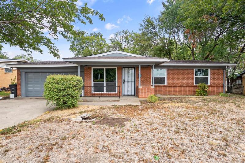 1445 Oak Grove Rd, Fort Worth, TX 76134 for Rent