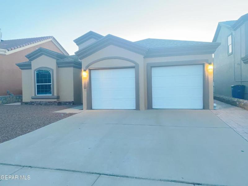 3621 W Vitex Circle, El Paso, TX 79936 for Sale