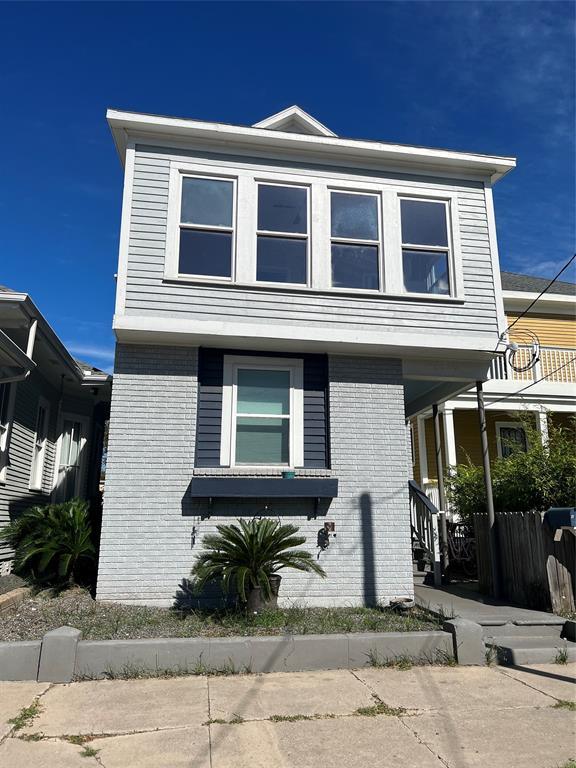 2220 Bernardo De Galvez #2, Galveston, TX 77550 for Rent