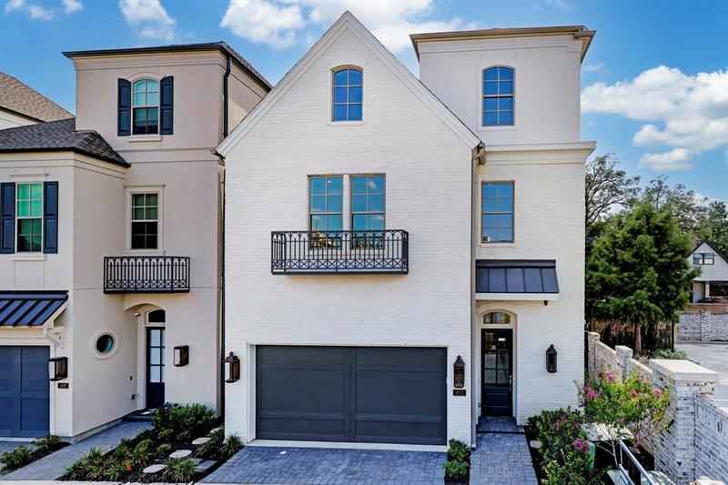 411 Wetherby Terrace, Houston, TX 77024 for Sale