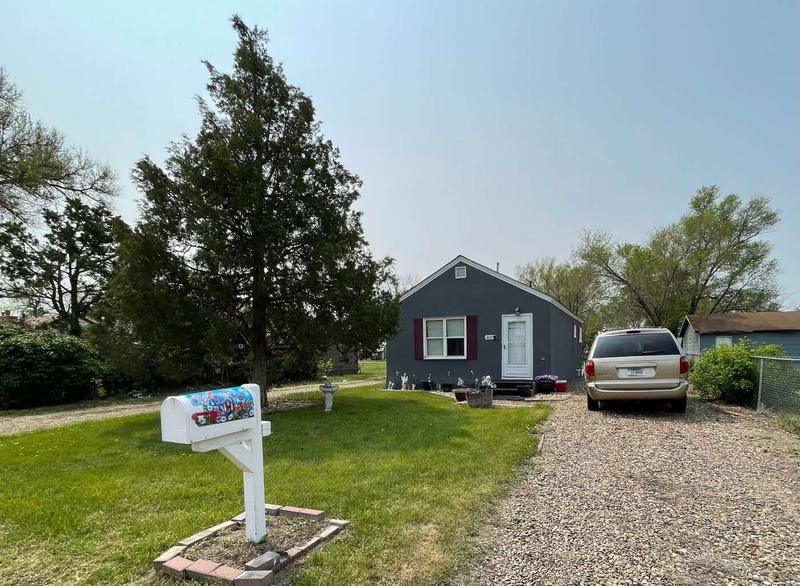 405 5th st NE, Sidney, MT 59270  617994758 for Sale