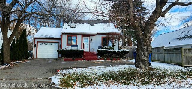 1279 S CASS LAKE RD, Waterford, MI 48328 Single Family Residence For Sale  MLS# 20230100804