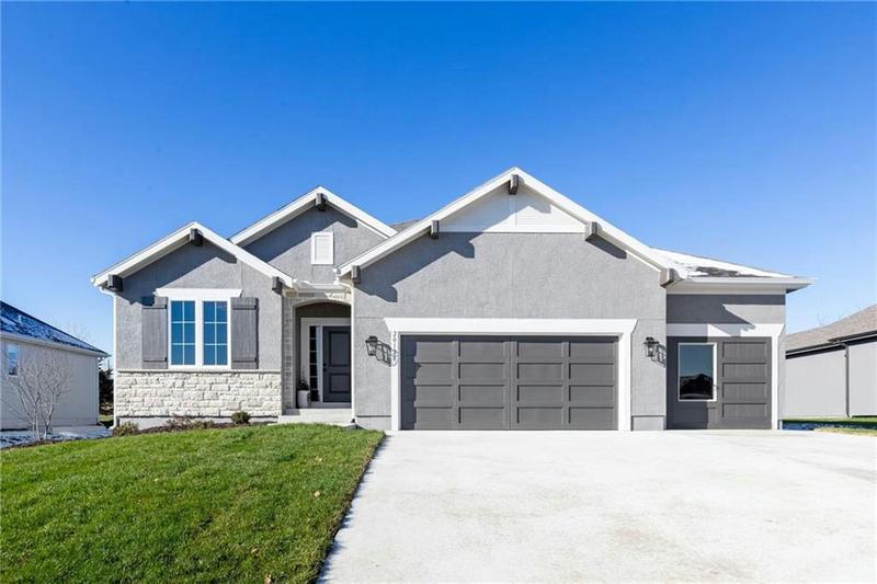 19485 W 202ND ST, Spring Hill, KS 66083 Single Family Residence For Sale  MLS# 2453306