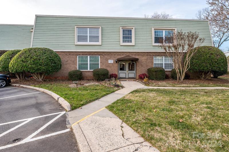 2620 Park Rd #D, Charlotte, NC 28209 - MLS 4097136 for Sale