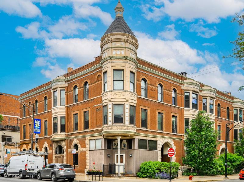 2000 N Clifton Ave #A, Chicago, IL 60614 - MLS 11810671 for Sale