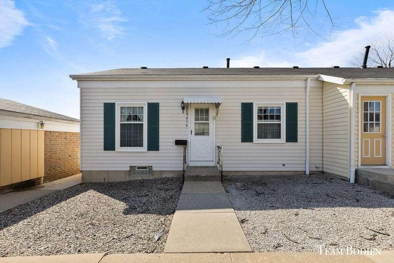 919 Village Lane, Jenison, MI 49428  628457459 for Sale