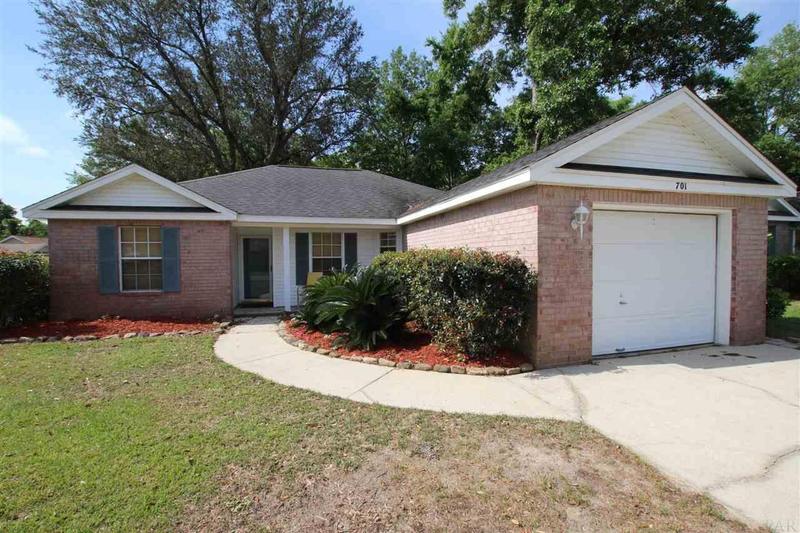 RESIDENTIAL DETACHED - PENSACOLA, FL  701 Thornwood Pl for Sale