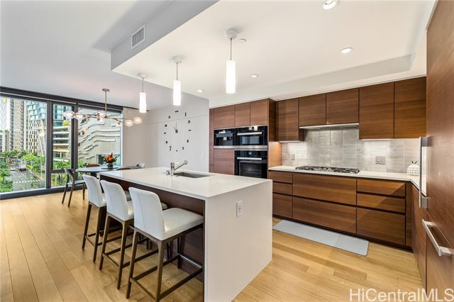 1108 Auahi Street 306, Honolulu HI 96814 for Sale